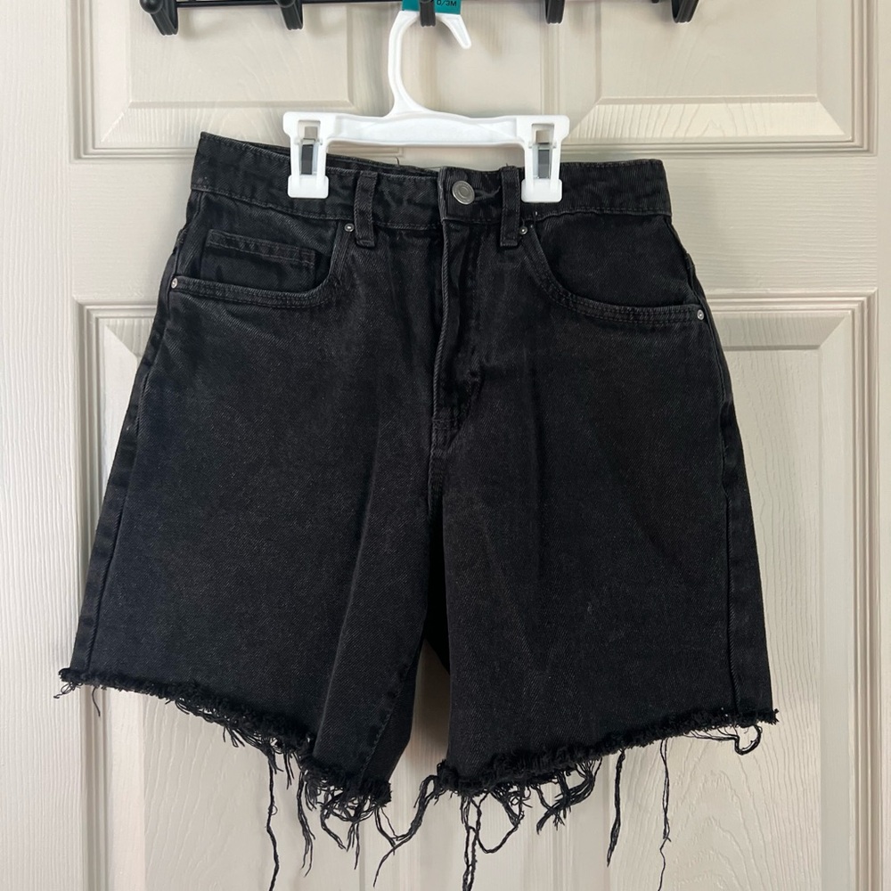 💰⬇️ CLOSET CLEAROUT Cotton On Black High-Rise – Size 2 (US)